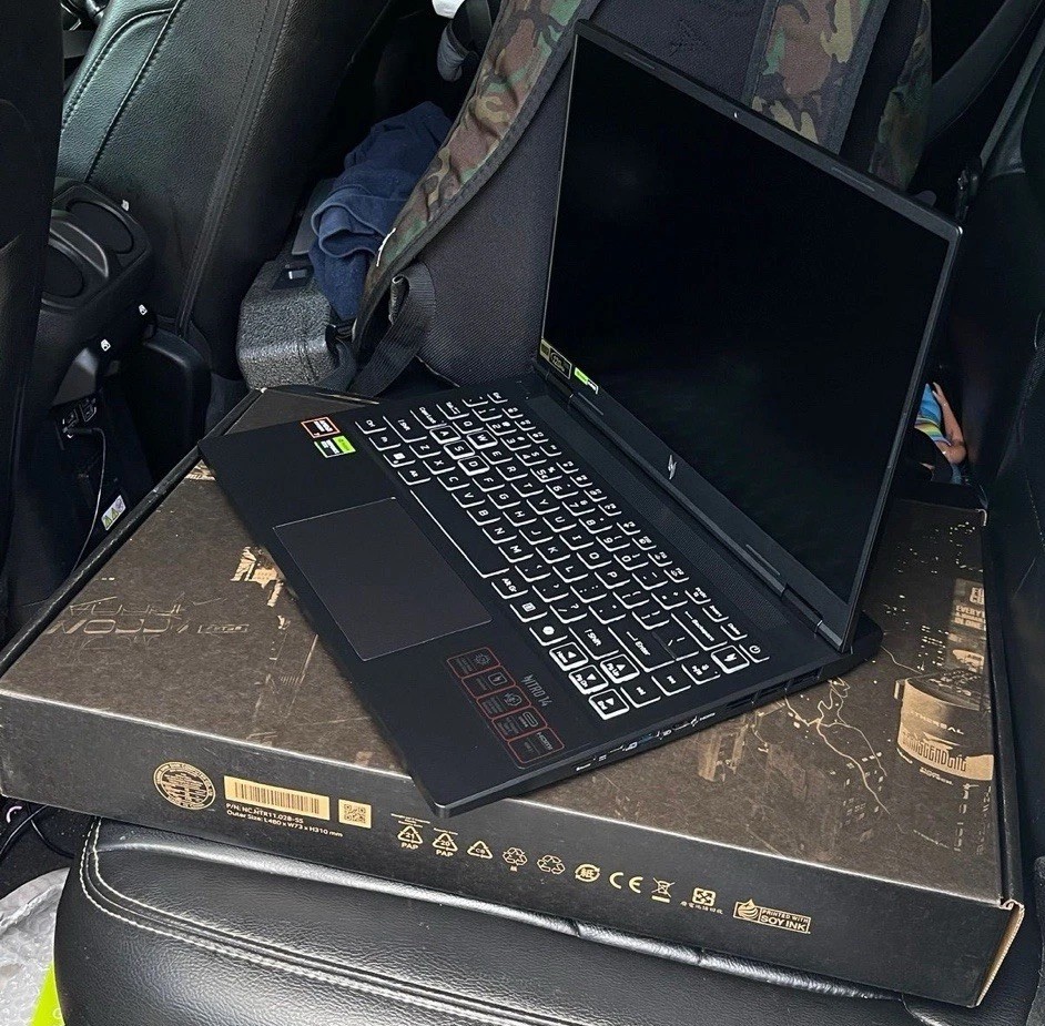 Acer Nitro 14 AN14-41-R74Z