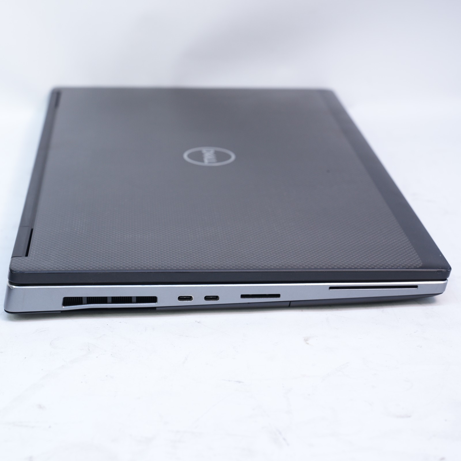Dell Precision 17.3″ 7730 i9-8950HK 32GB RAM,Quadro P4200 8GB !!*READ*!! T12-C8