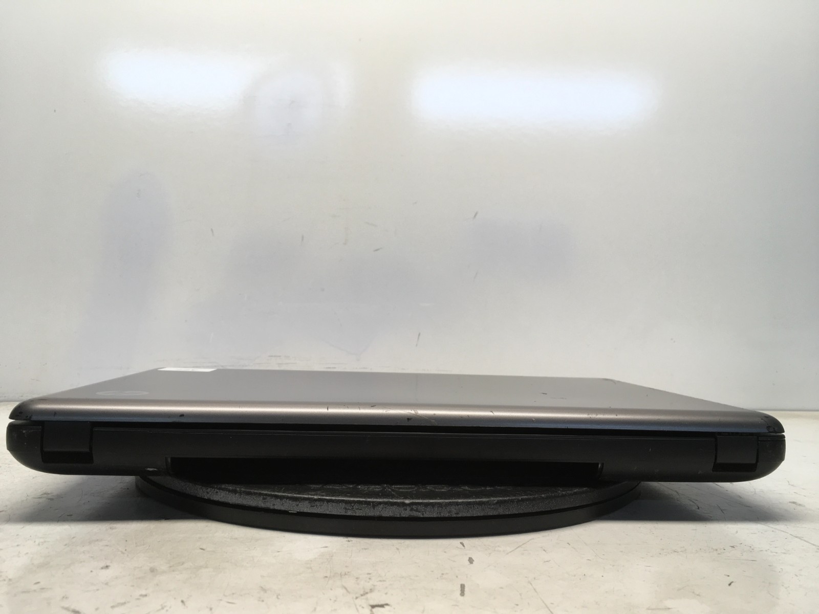 HP 2000-299WM Intel Celeron Dual-Core T3500 2.1GHz 3 GB NO HDD
