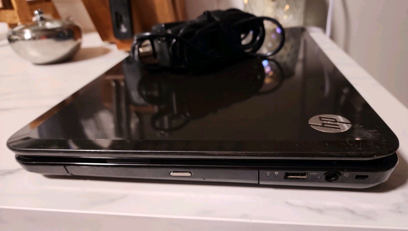 HP Pavilion G7-2270US 17.3″ Intel i3-3110M 2.4GHz, 6 GB Ram, 700GB HHD, Win 10 P