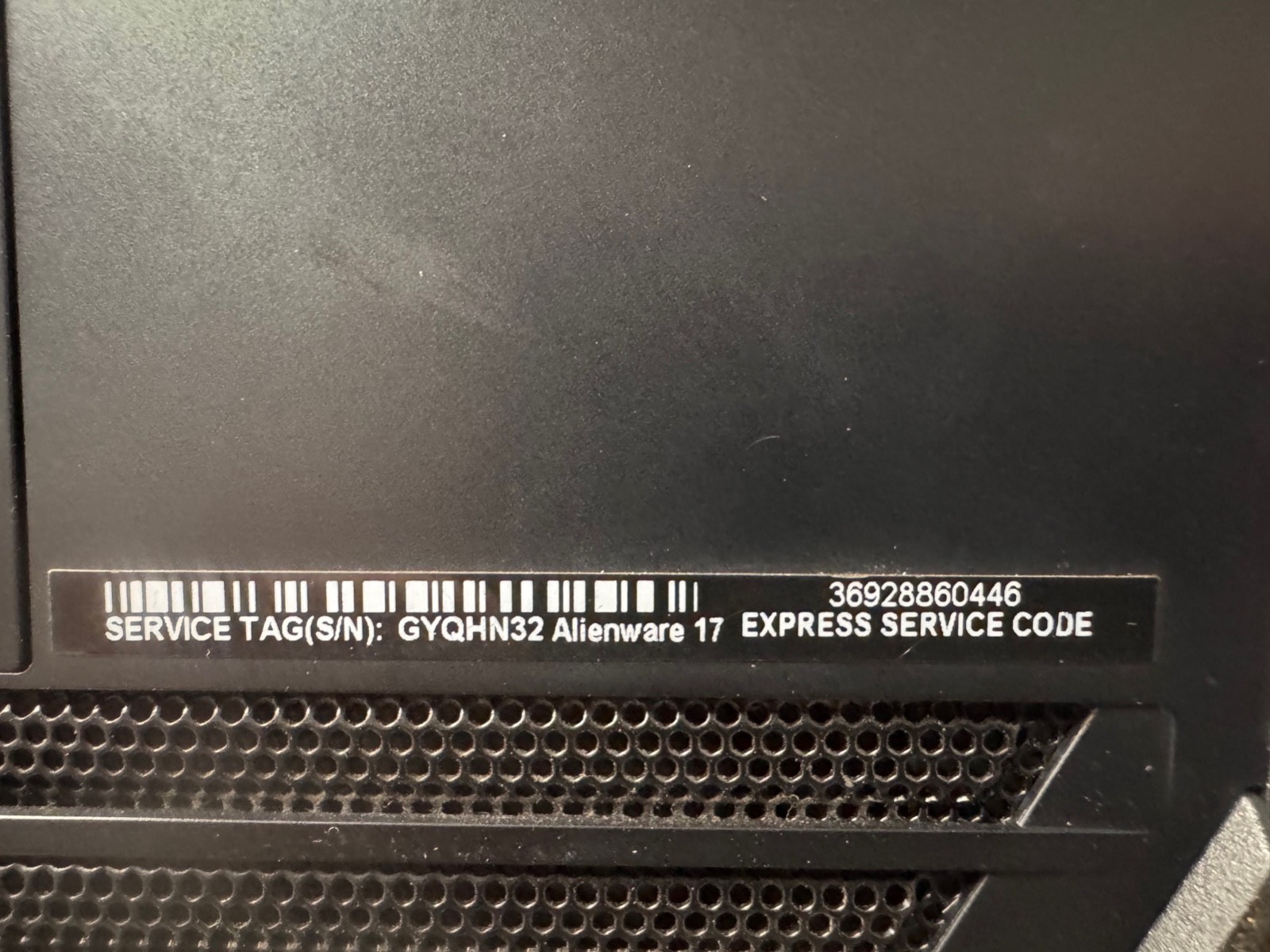 Alienware 17 R2 i7 P43F 930GB 16.0GB FOR PARTS OR REPAIR