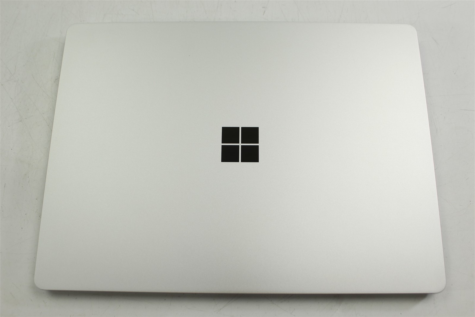 Microsoft Surface Laptop Go 2 2013 12.4″ i5-1135G7 256GB SSD 16GB RAM W11H