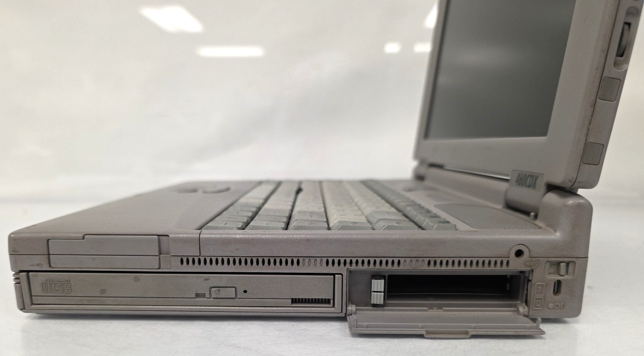 Toshiba Satellite Pro 460CDX | Vintage Laptop |No HDD| PR1251U VCD| Parts/Repair