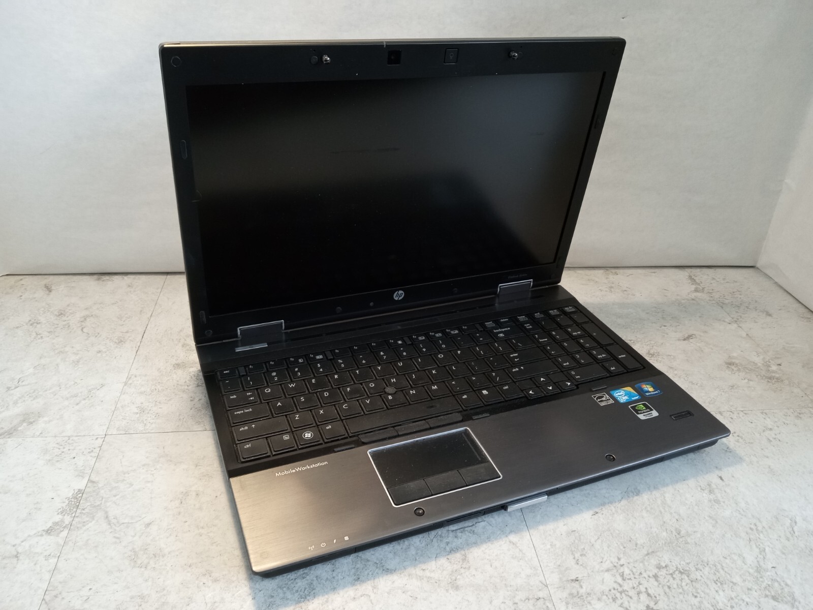 HP EliteBook 8540w 15″ Laptop i7 2.67GHz 2GB RAM Nvidia GFX -LINES IN SCREEN -RR