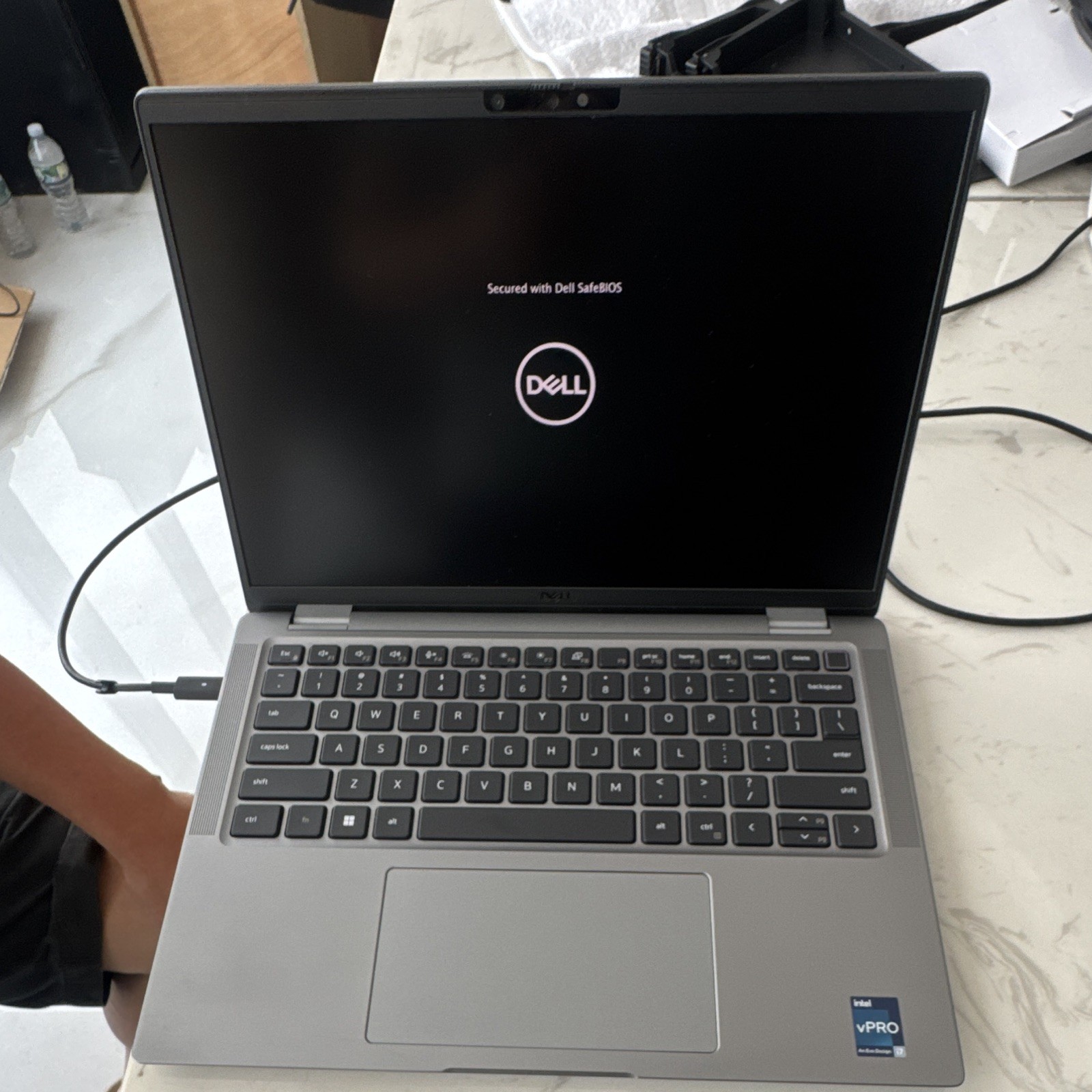 Dell Latitude 7440 14″ FHD+ i7-1365U vPro 16GB 256GB SSD Excellent Battery Win11