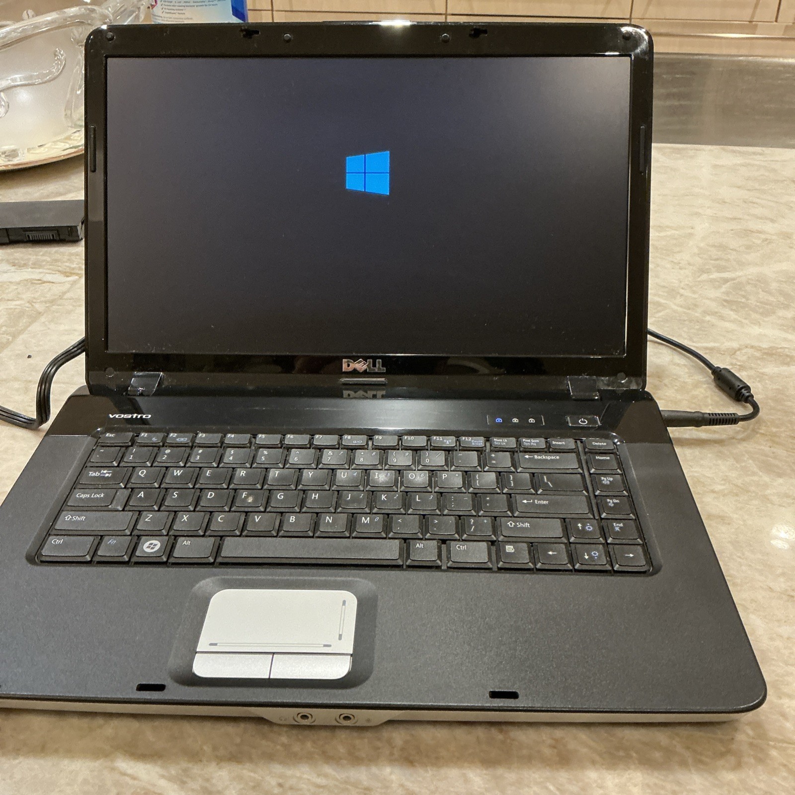 Dell Vostro A860 Laptop Intel Core 2 Duo 1.6Ghz 4GB RAM 160 HDD AC Adapter