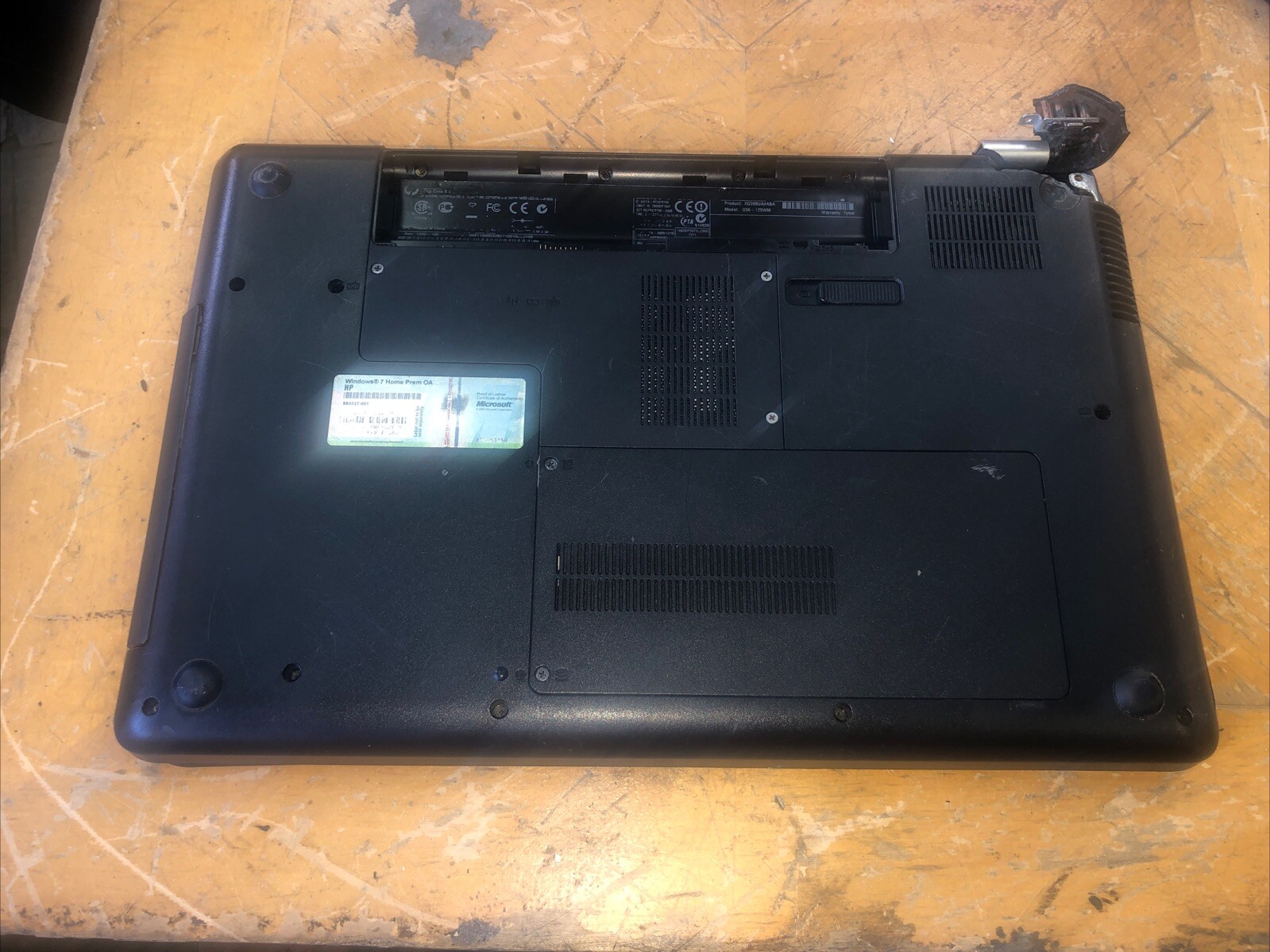 HP G56-129WM Laptop 15.6″ Parts Unit Only