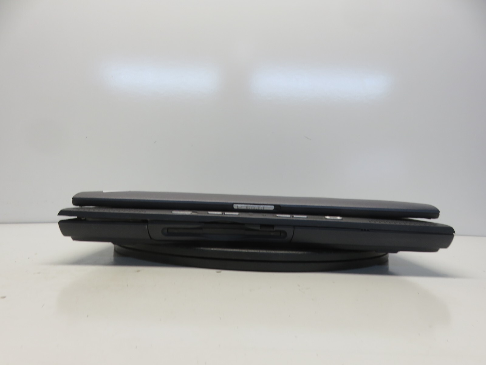 Toshiba Satellite 1715XCDS Intel Mobile Celeron 600MHz 128 MB NO HDD No Batt