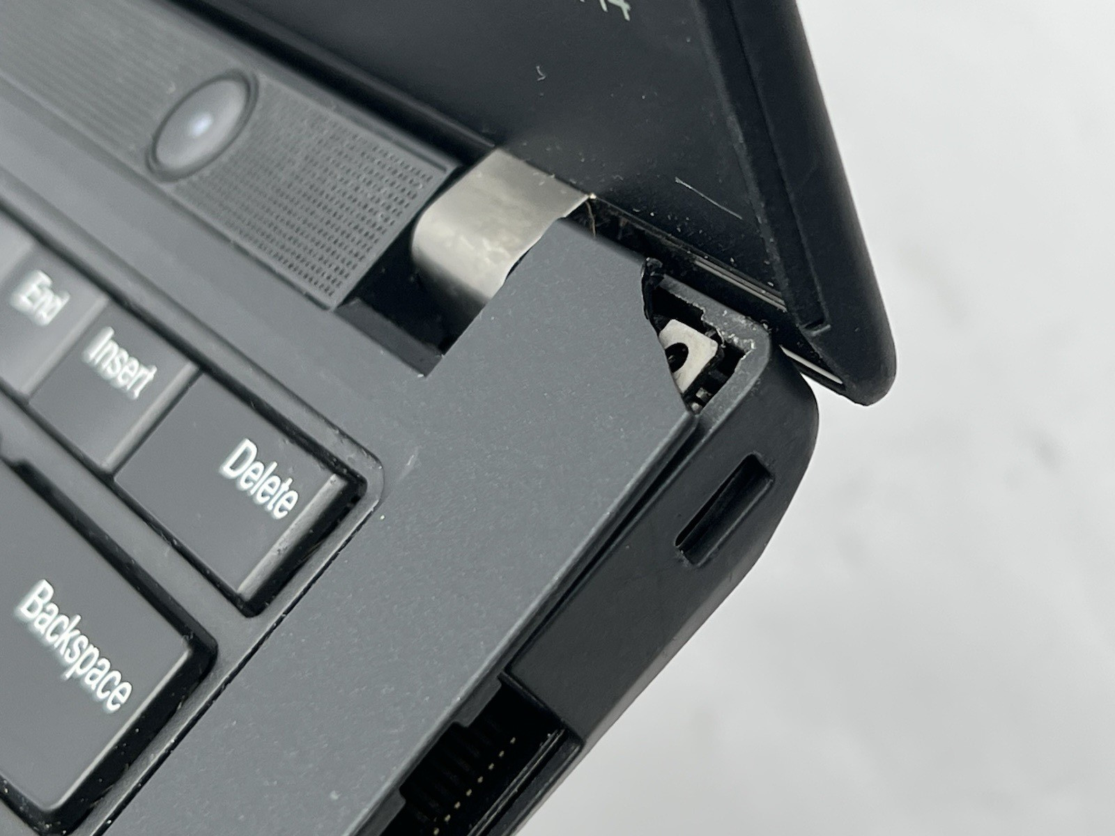 Lenovo ThinkPad T14 Gen 1, Core i5-10210U, @ 1.60GHz, 16GB RAM-No HDD/OS/Adapter