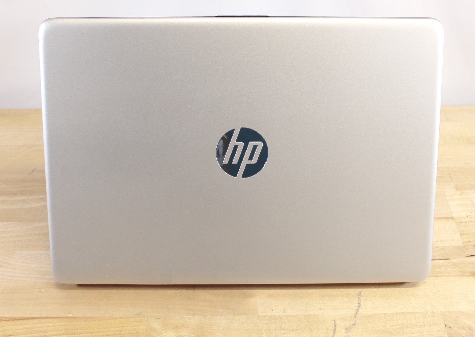 HP Laptop 14-dk0002dx AMD A9-9425 3.10GHz 4GB RAM 128GB SSD No OS