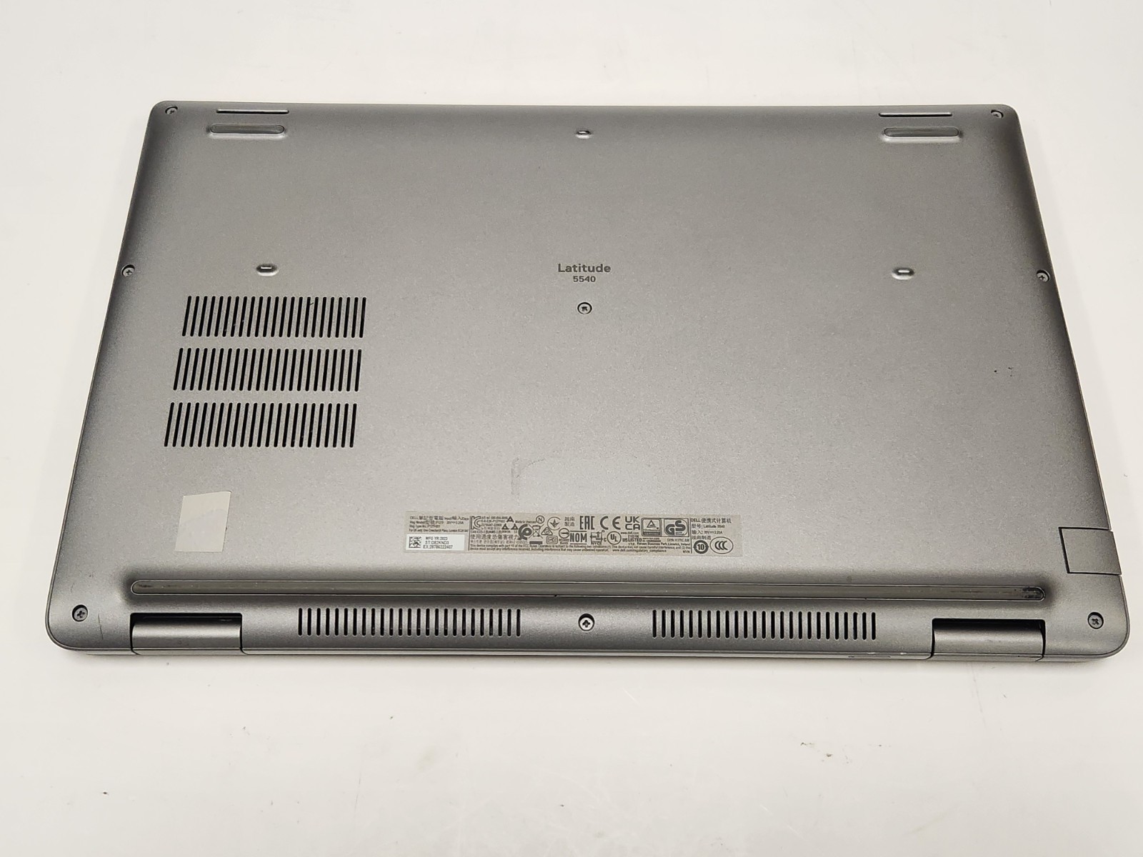 Dell Latitude 5540 15.6″ FHD i7-1365U 1.8Ghz 8GB RAM 512GB NVMe Win 11 Pro + AC