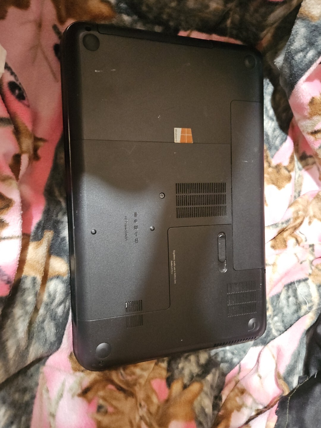 hp laptop pavilion G6 No Charger