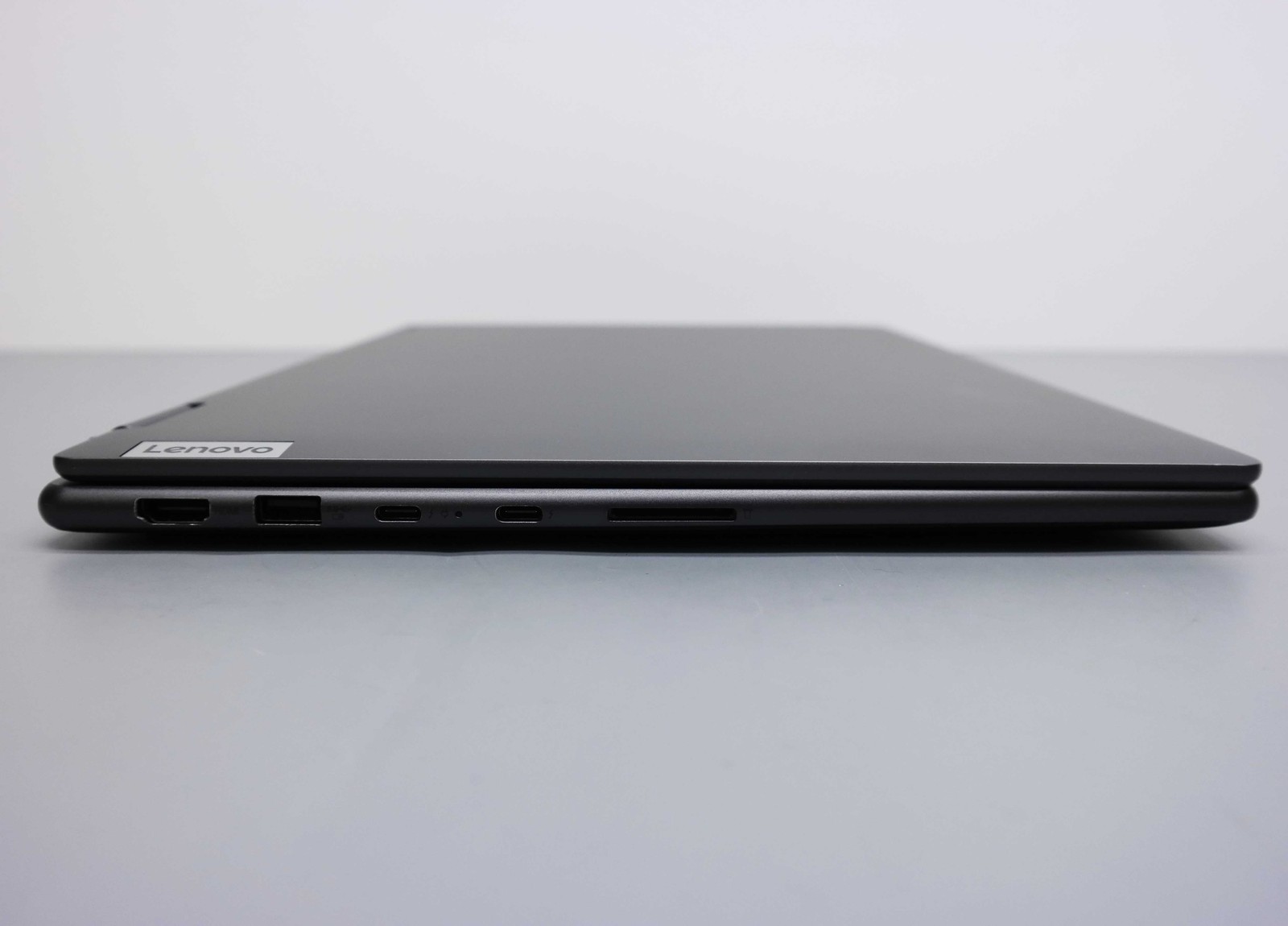 Lenovo Yoga 7 16IAP7 16″ Core i5-1240P 8GB 256GB SSD Storm Gray