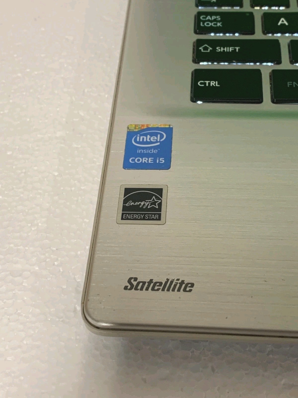 Toshiba Satellite E45-B Laptop, Intel Core i5-5200U, 6GB RAM, 800GB HDD, Win 8.1