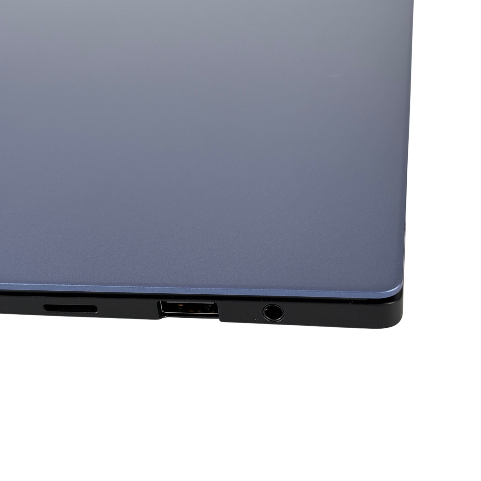 Samsung Galaxy Chromebook + XE550XGA Core 3 100U 4.7GHz 8GB RAM 256GB SSD 15.6″