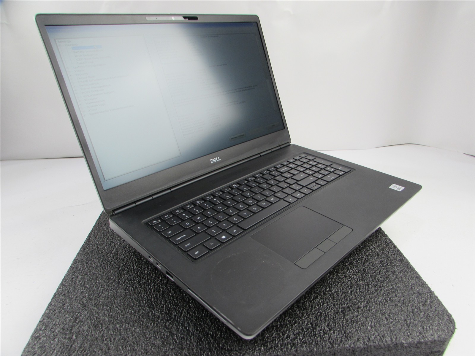 DELL PRECISION 7750 FHD CORE I7-10850H 1TB 32GB RAM RTX 4000 WIN 11 PRO NO BATT