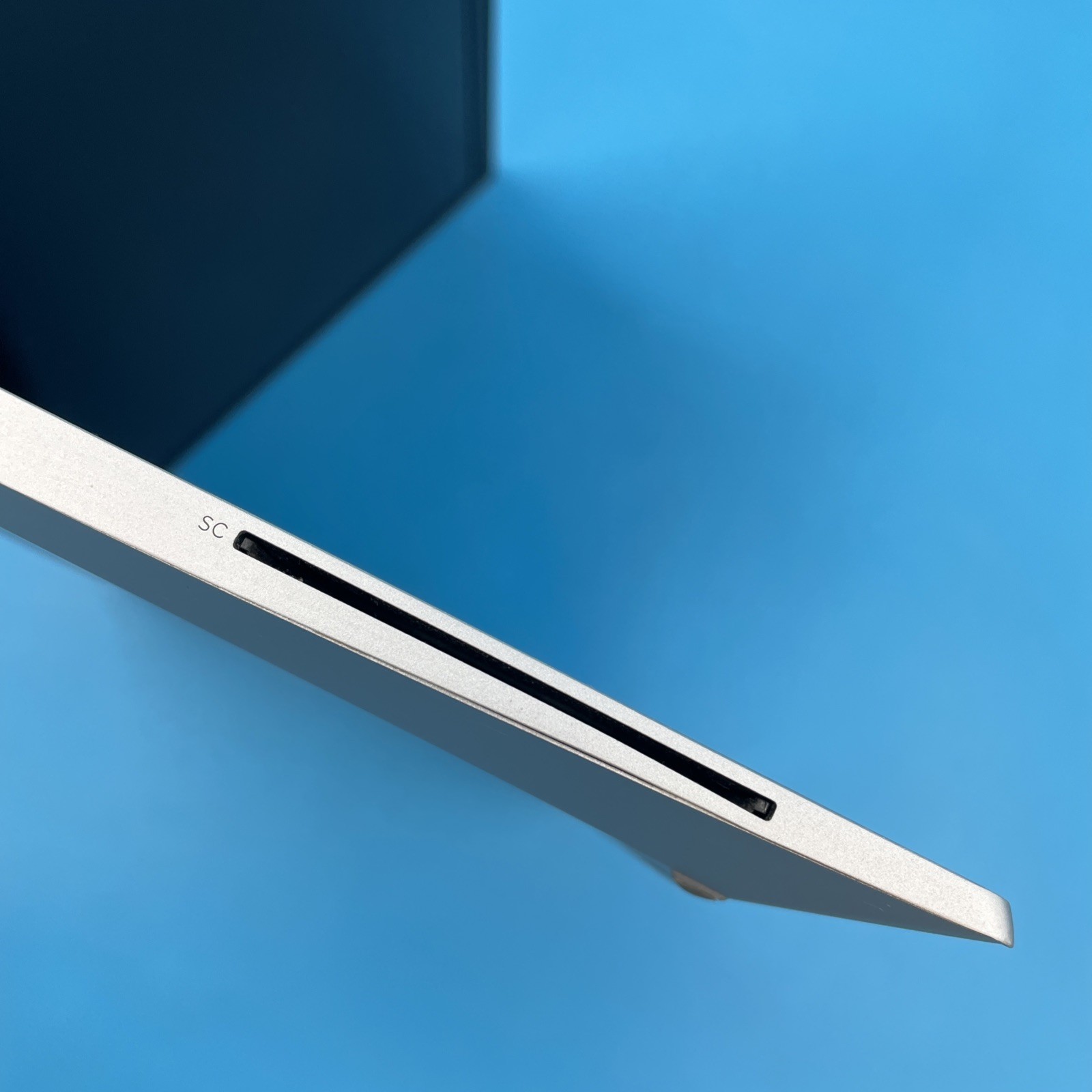 HP EliteBook 840 G7 | i5-10210U | 16GB RAM | NO DRIVE/OS | 74% BATTERY