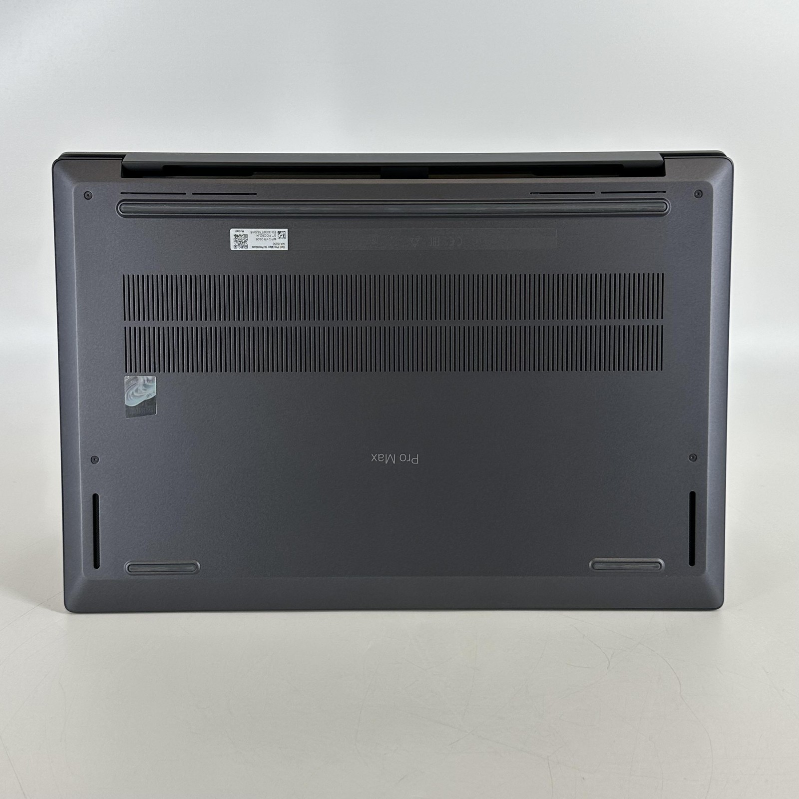 Dell Pro Max 16 Premium MA16250 FHD+ Ultra 9 285H 64GB 1TB SSD RTX PRO 3000