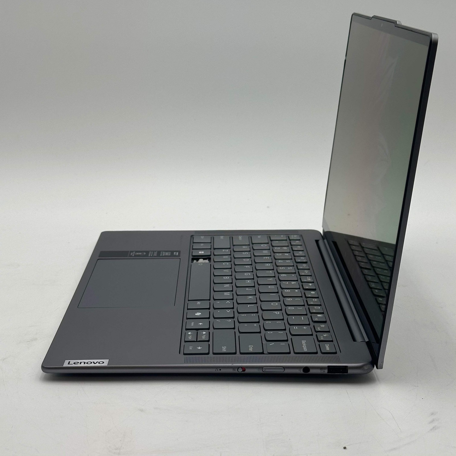 Lenovo Slim 7 14IMH9 14″ Touch Laptop Ultra 7 155H 16GB 512GB SSD READ