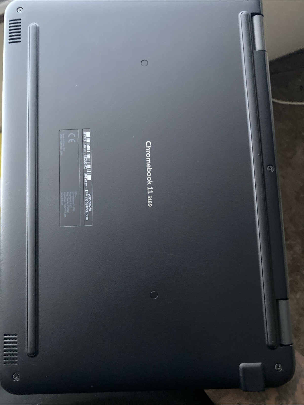 Dell Chromebook 11 3180 (11.6″, Intel Celeron N3060, 4GB, 16GB SSD) w/ Charger