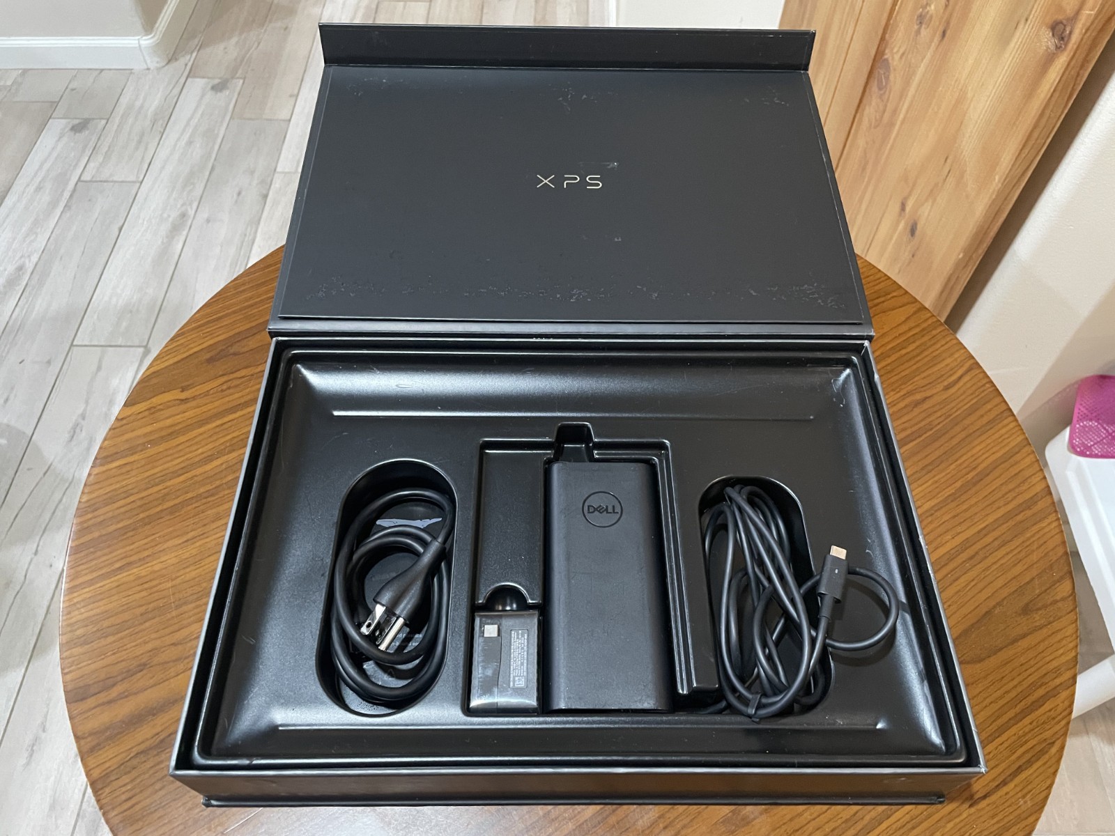 Dell XPS 15 9530 3.5K OLED Touch i7-13700H 32GB 1TB SSD RTX 4050 – Open Box 99%
