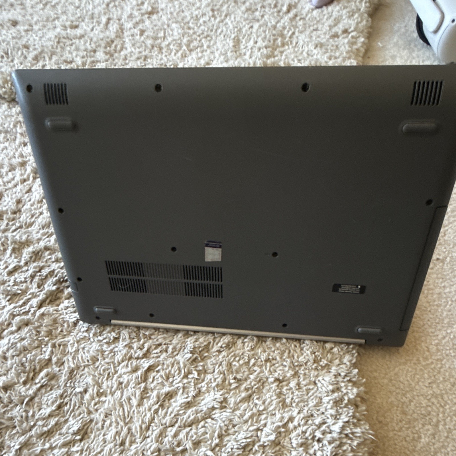 Lenovo IdeaPad 320 15.3in AMD A12 Windows 7 USB-C USB 3.1 Silver