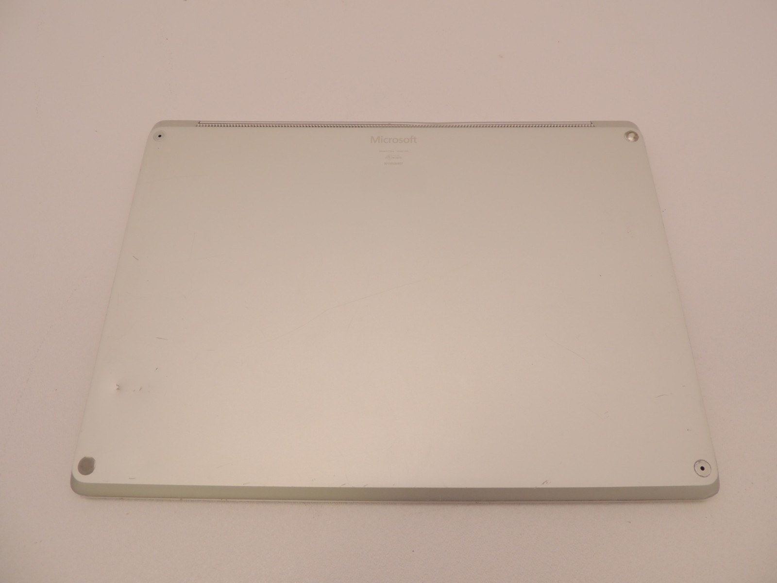 Microsoft Surface Laptop 1st Gen 1769 i5 7300U 8GB 128GB Windows 10 Pro Laptop