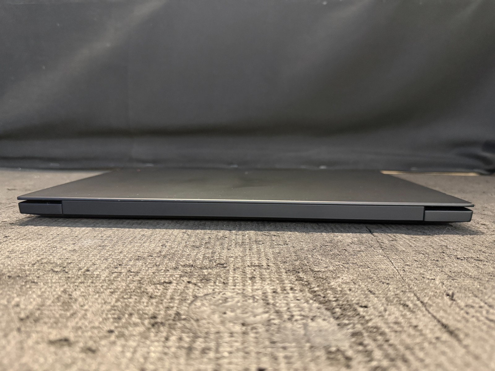 Lenovo ThinkPad P1 Gen 3 15.6″ Intel Core i7-10850H 2.7GHz 32GB RAM 1TB M.2