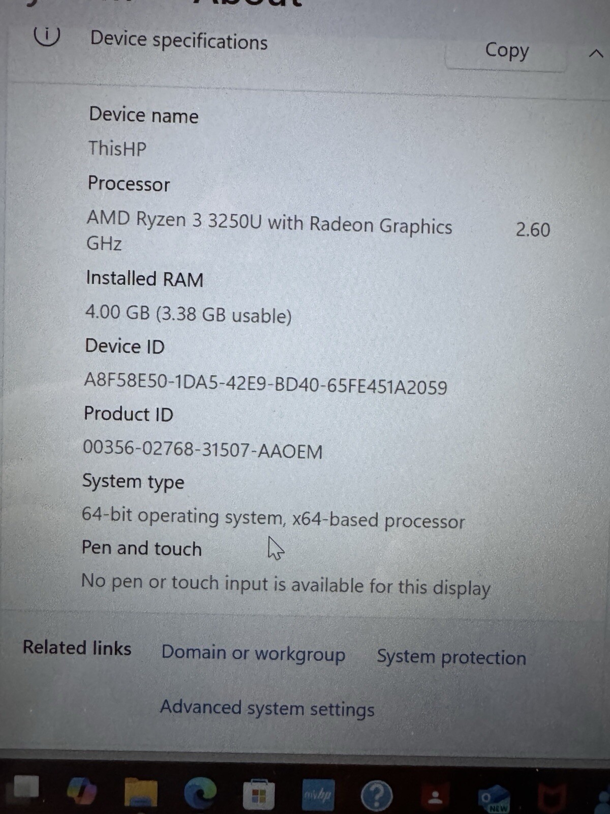 HP 14-fq0110wm HP 14″ FHD AMD Ryzen 3 3250U 2.6GHz AMD Radeon Graphics 4GB RAM