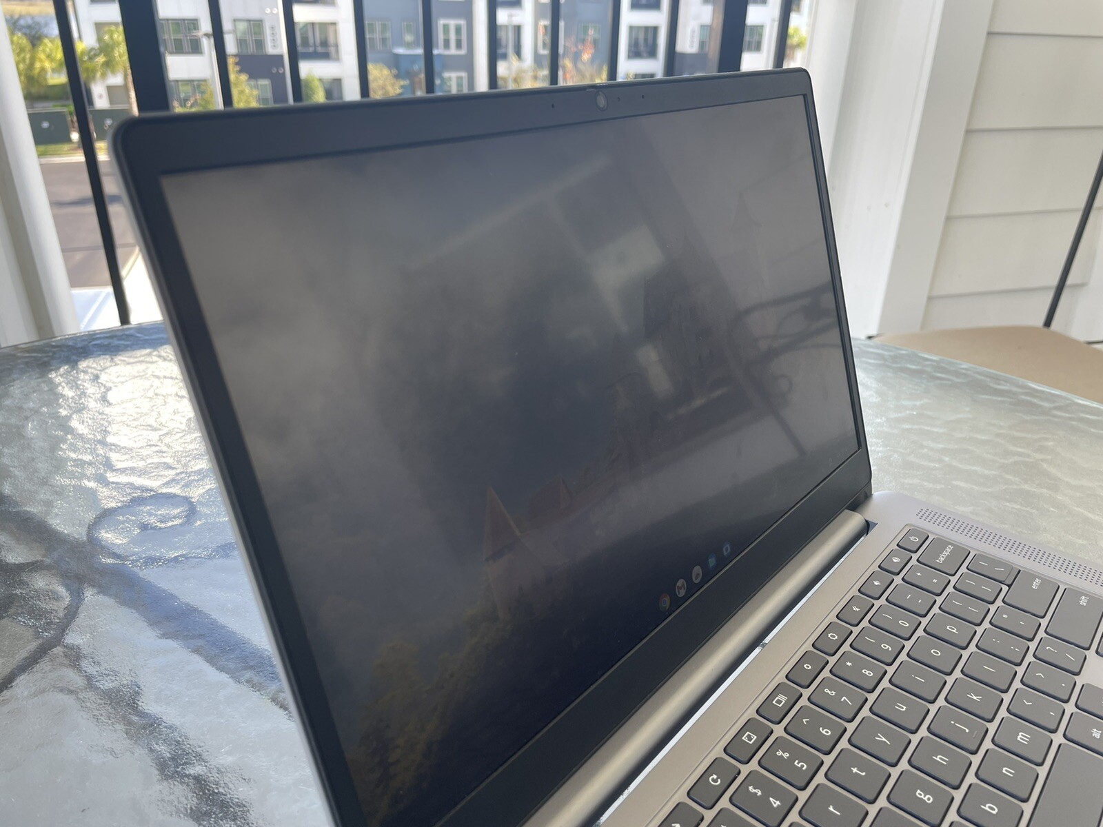 Lenovo Chromebook 3 • 14-inch • Touchscreen FullHD (1920×1080) • MediaTek™ 8183