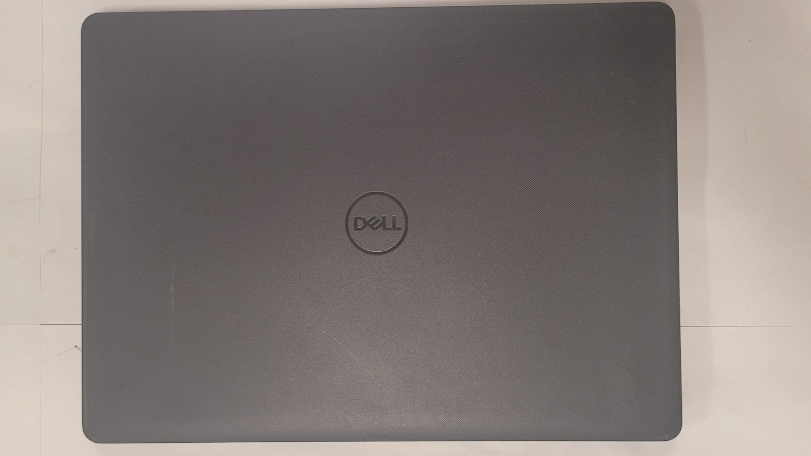 Dell Vostro 14 3400 Laptop i5-1135G7 2.4Ghz 8gb Memory 256GB Excellent Condition