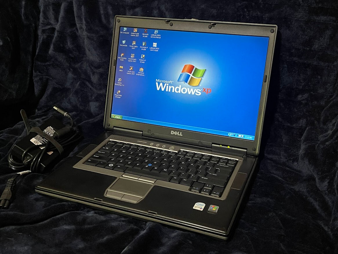 Complete Dell Latitude D820 15.4″ WUXGA LCD/NVIDIA GPU/2.00GHz/4GB/500GB/SERIAL