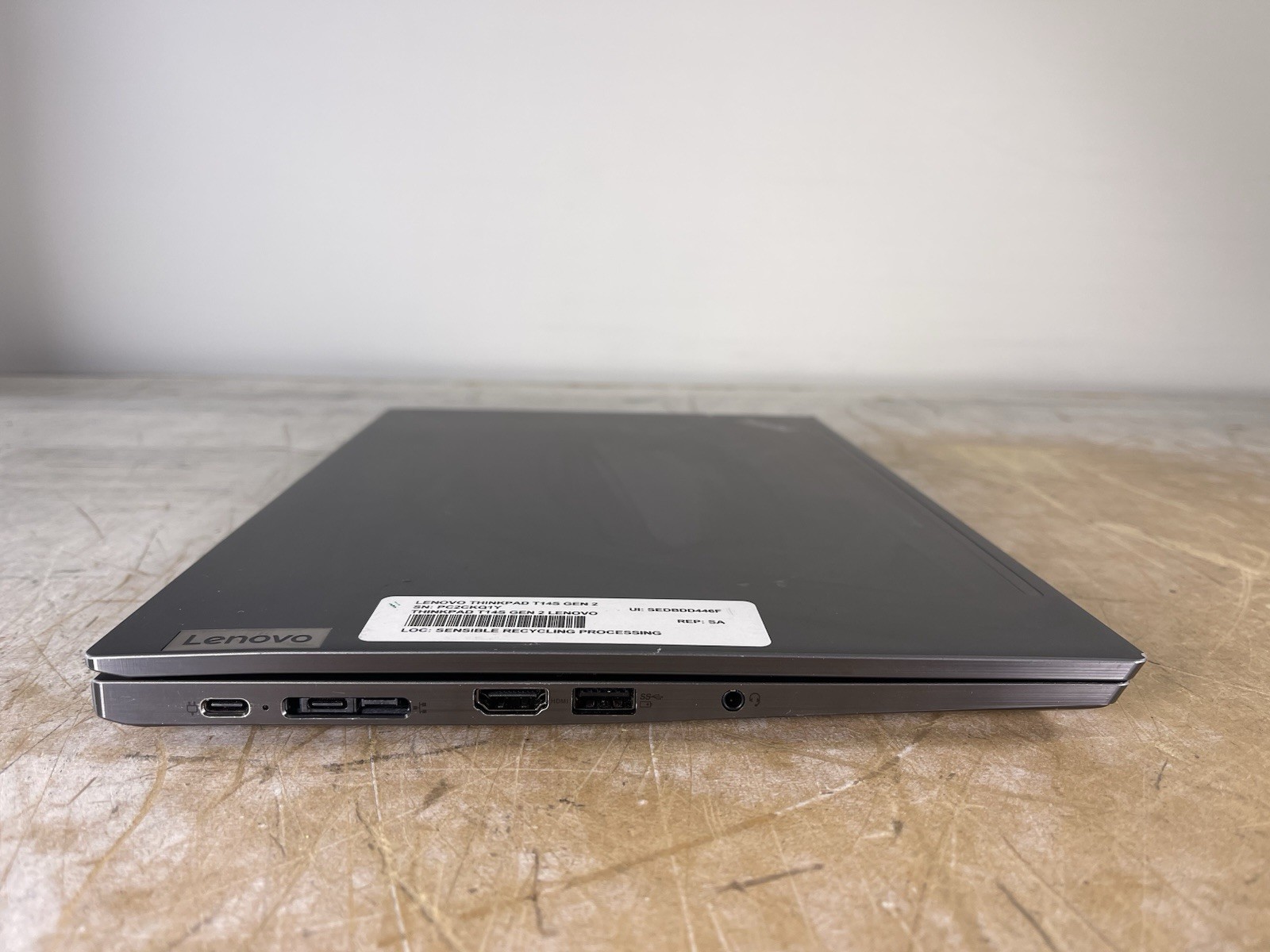 LENOVO THINKPAD T14S GEN2 RYZEN 7 PRO 5850U @ 1.9GHz, 16GB RAM, NO HDD/OS