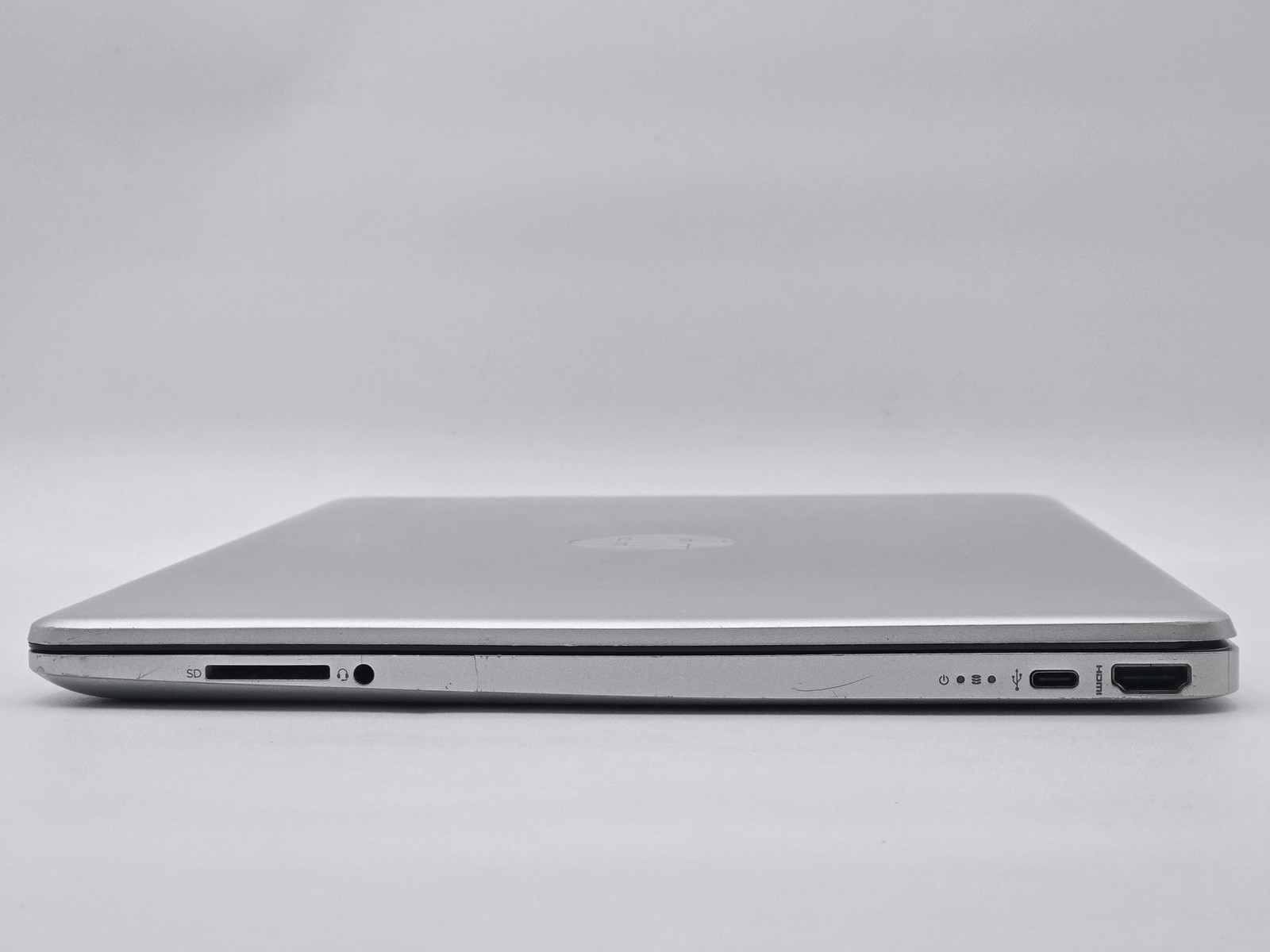 HP Laptop 15-dy2073dx 15″ FHD Touch I7-1165G7 512GB SSD 16GB W11 Webcam