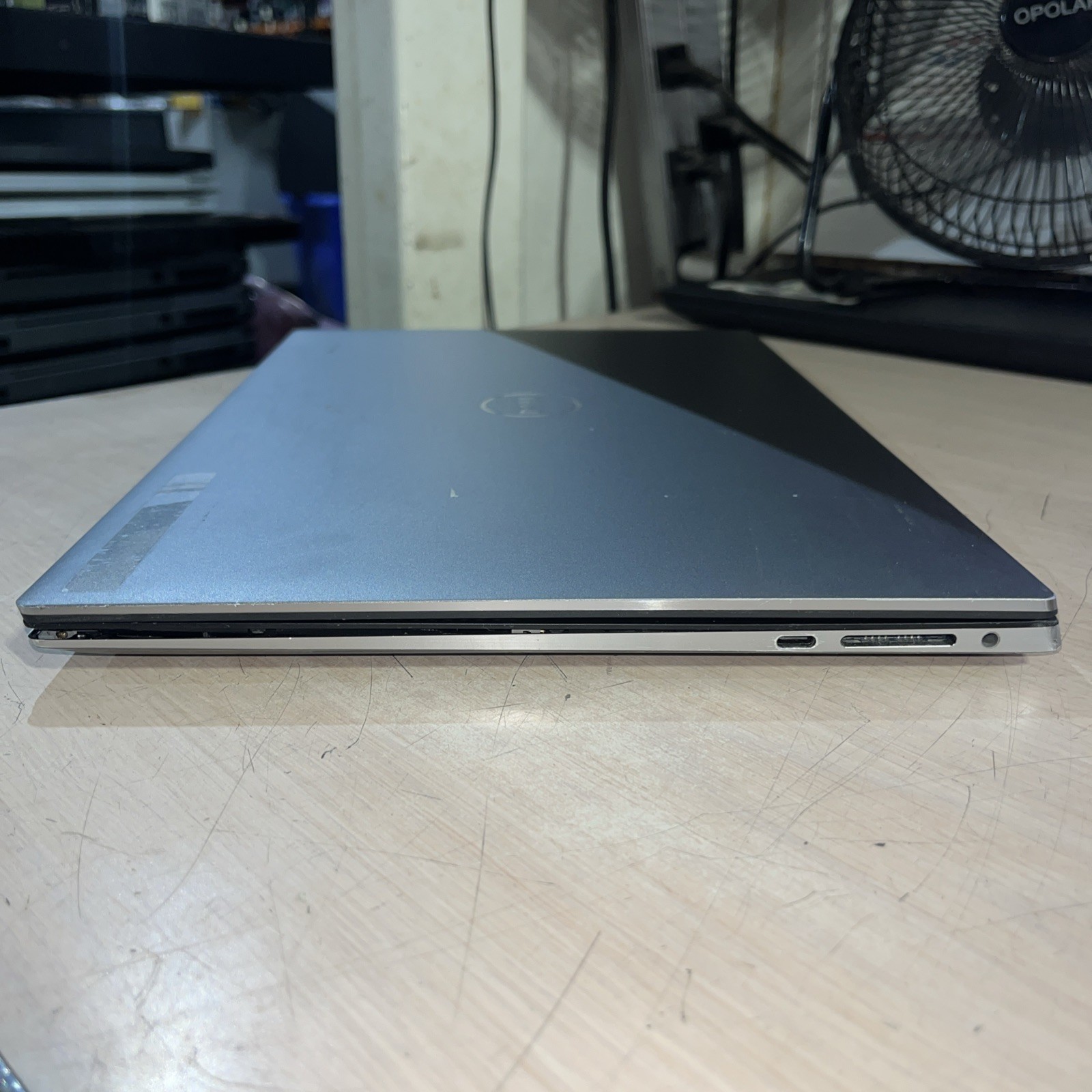 DELL PRECISION 5550 INTEL CORE I7-10850H 8GB RAM NO HD