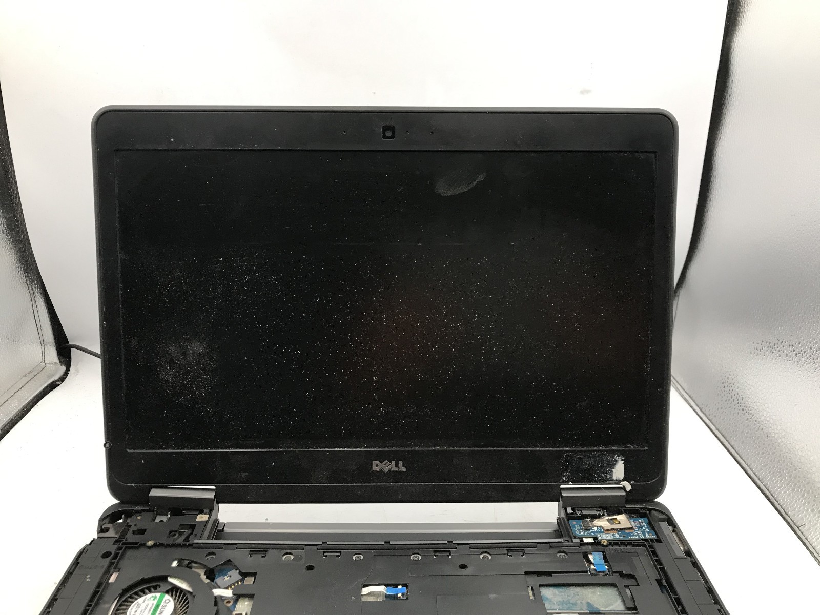 DELL LATITUDE E5440 – FOR PARTS – LOT OF 2 – INTEL CORE I3 – NO RAM – BB