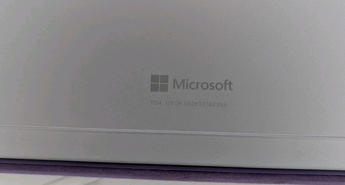 Microsoft Surface Pro 4 (1724) Tablet i5-6300U 8GB RAM 128GB SSD Win 11 Pro