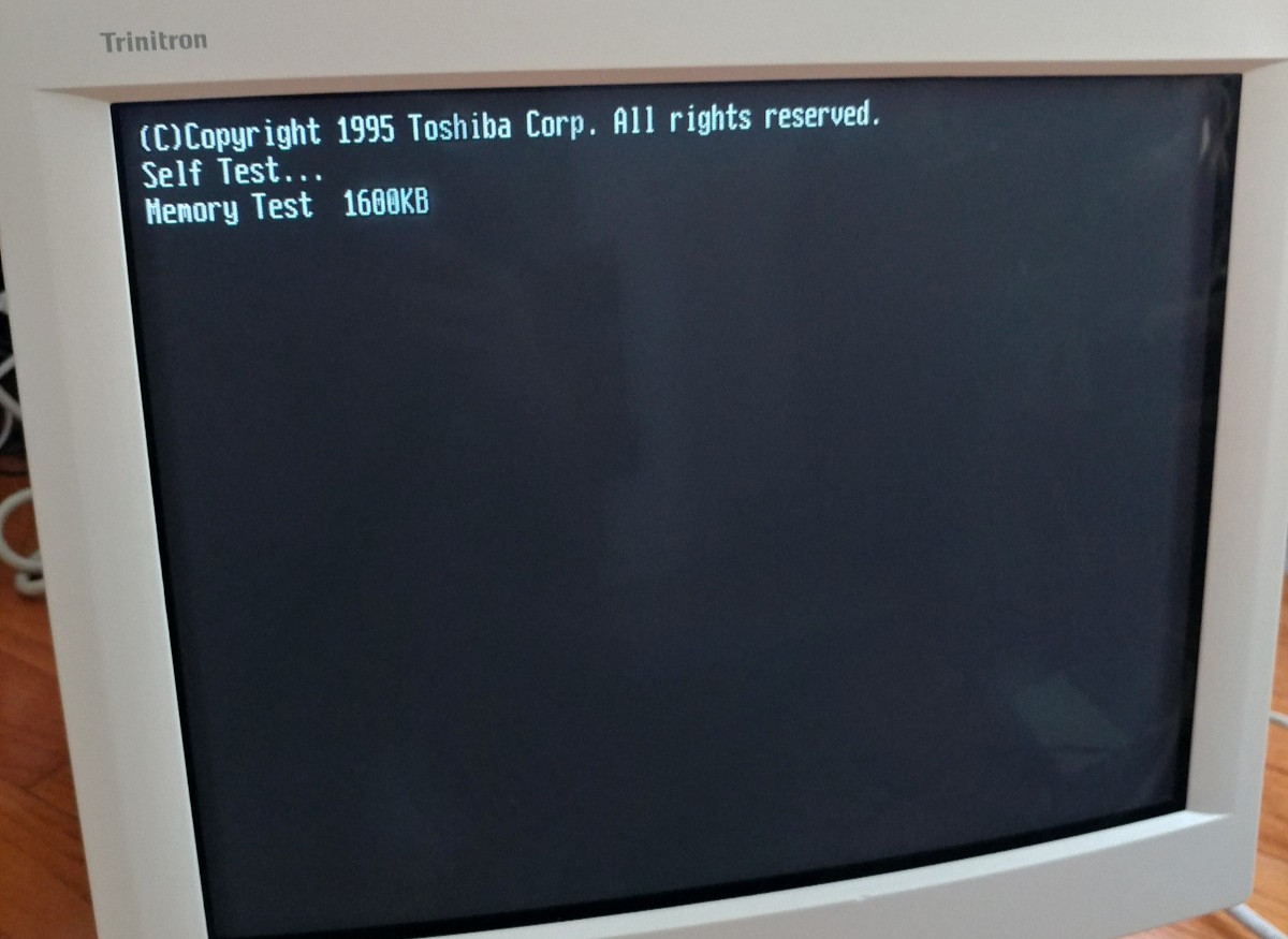Vintage Toshiba Satellite Pro T2150CDS Intel 486DX4 (enters BIOS setup) 28MB RAM