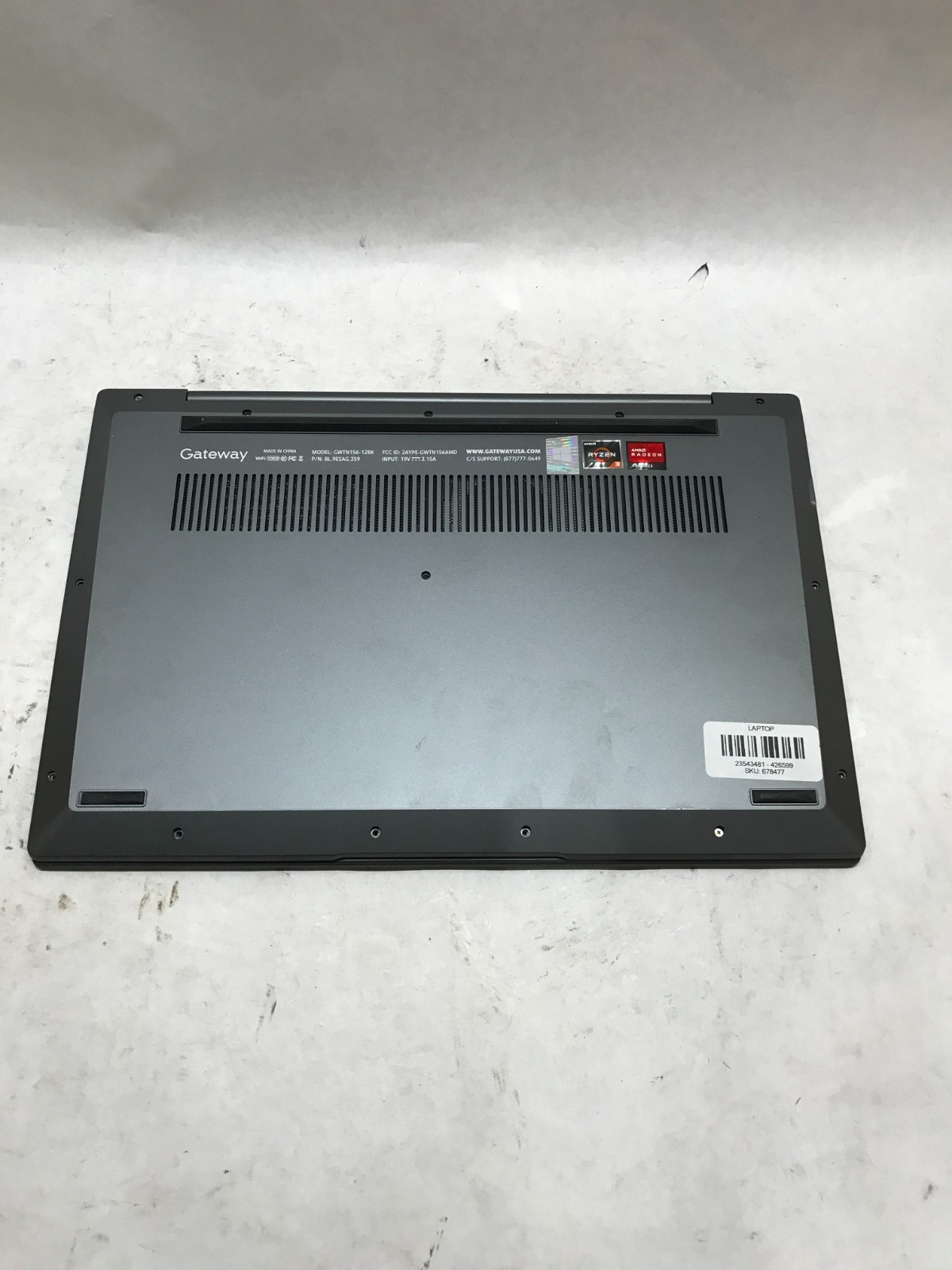 Gateway GWTN156-12BK 15″ AMD Ryzen 3 8GB RAM NO SSD/OS For Parts CRACKED!!! – DW