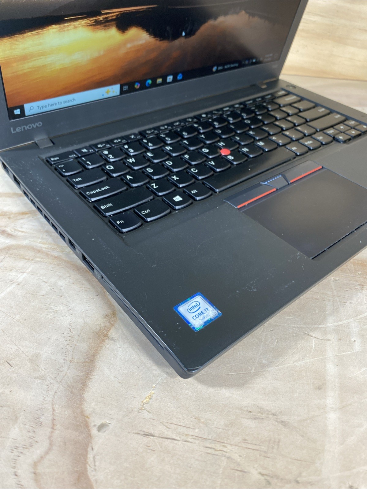 Lenovo Thinkpad T460s i7-6600 2.6GHz 8GB RAM 256GB SSD – Windows 10 Pro