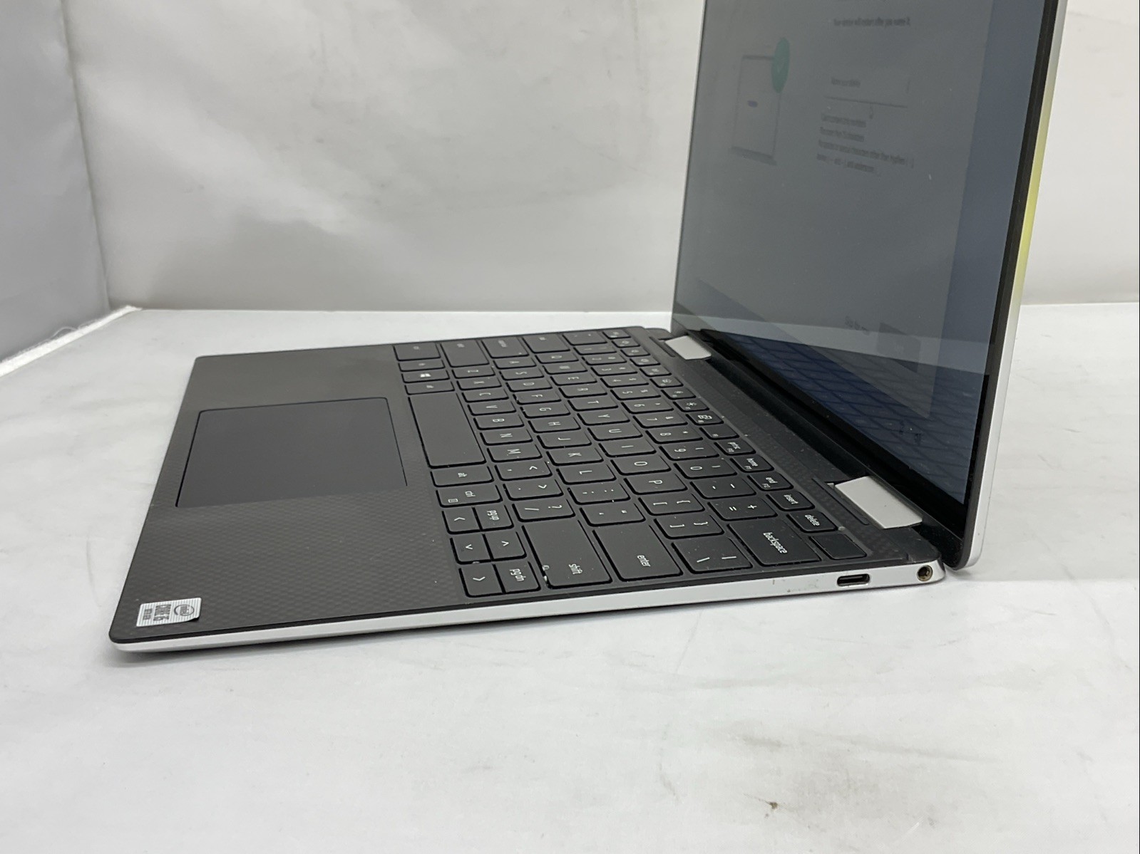 Dell XPS 13 7390 2-in-1 – i5-1035G1 – 8GB, 256GB – Touch Screen, Windows 11 Pro