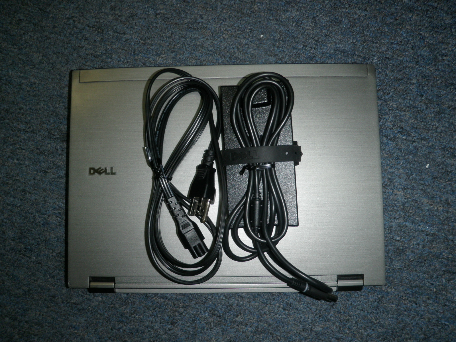 Dell Latitude E6410 Intel Core i7 M620 @ 2.67GHz 4GB 320GB DVD-RW Laptop