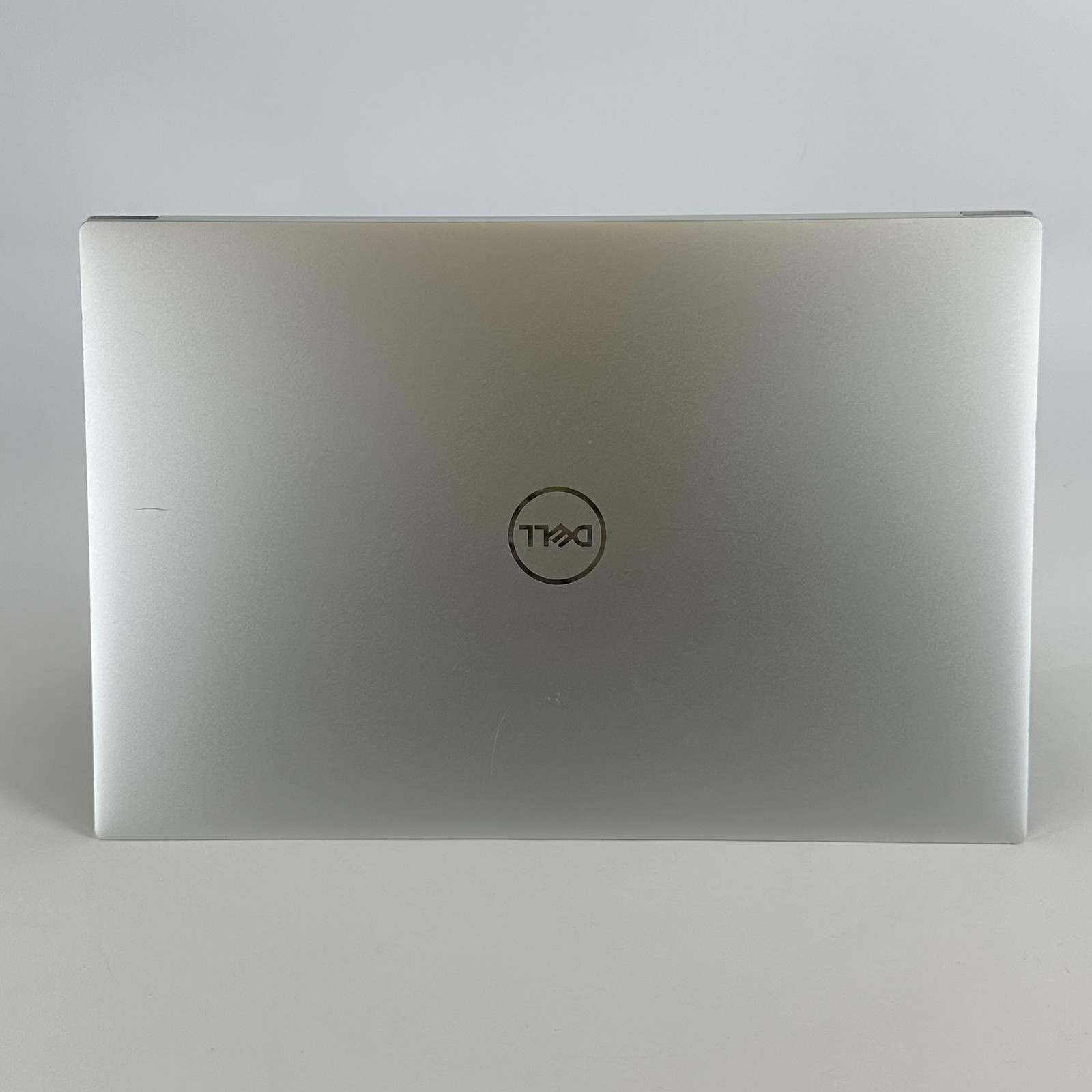 Dell XPS 15 9500 UHD+ TOUCH i9-10885H 2.40GHz 32GB 1TB SSD GTX 1650 Ti Very Good