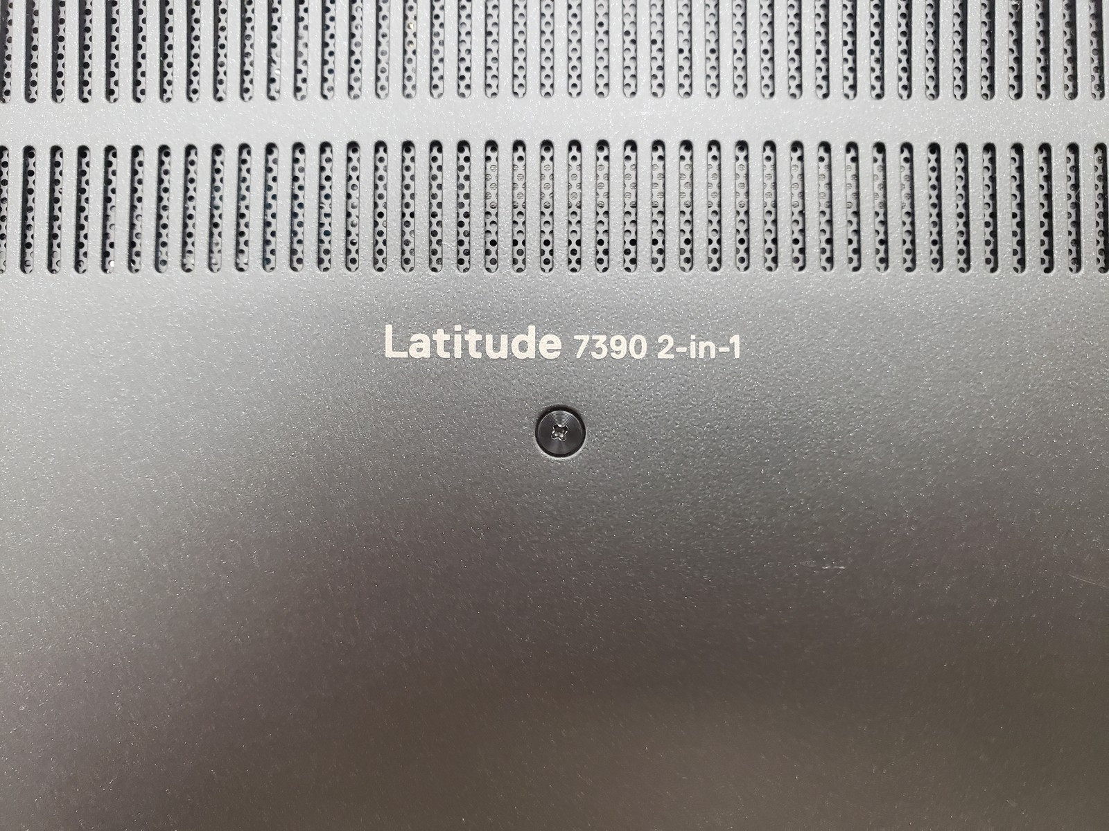 Dell Latitude 7390 2-in-1 13.3″ i7-8650U 16GB RAM 256GB SSD Touch Laptop Win 11.
