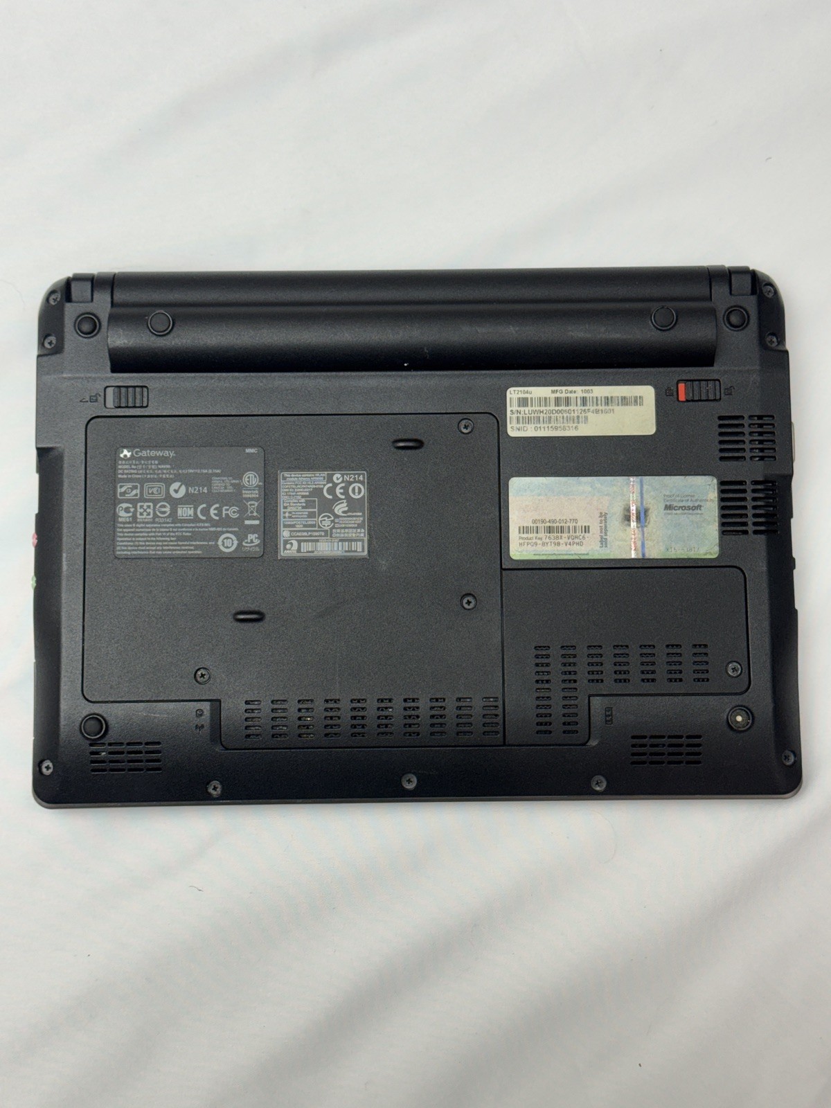 Gateway LT21 NAV50 Netbook 10.1″ Intel Atom 1GB RAM – For Parts Only