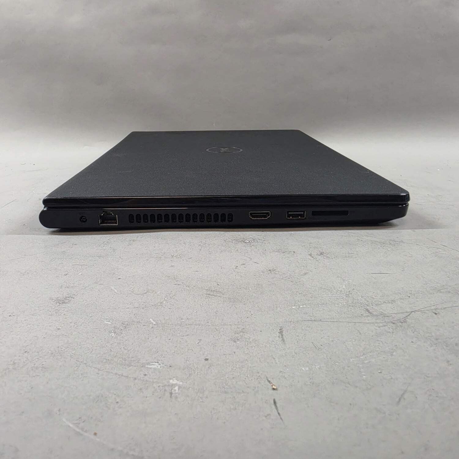 Dell Inspiron 5000 15.6″ i7-7200u 2.5GHz 8GB RAM 1TB HDD Bad Battery