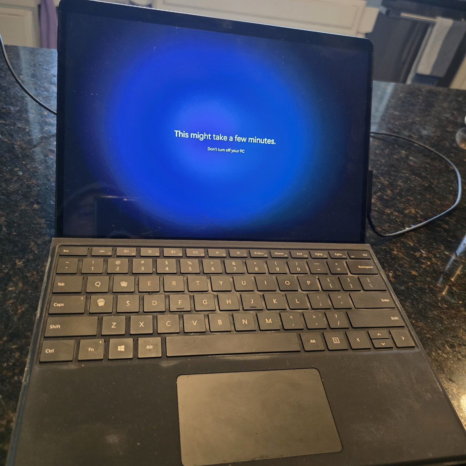 Surface Pro 8 (11th Gen) – i5‑1135G7 / 256GB SSD / 8GB RAM – Windows 11