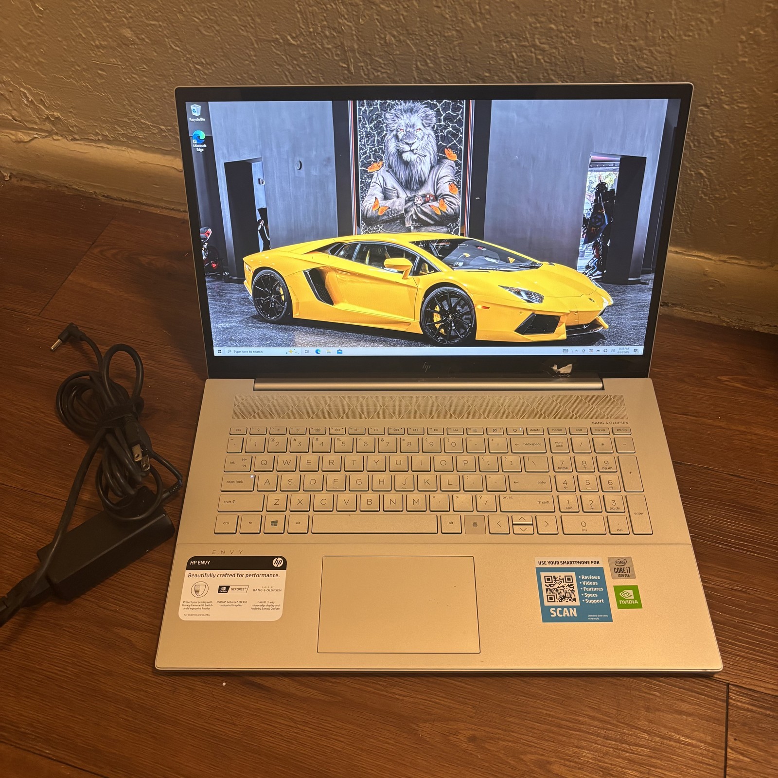 HP Envy 17m-cg0013dx Laptop i7-1065G7 1.3GHz 12GB 512GB SSD NVIDIA CRACKEDSCREEN