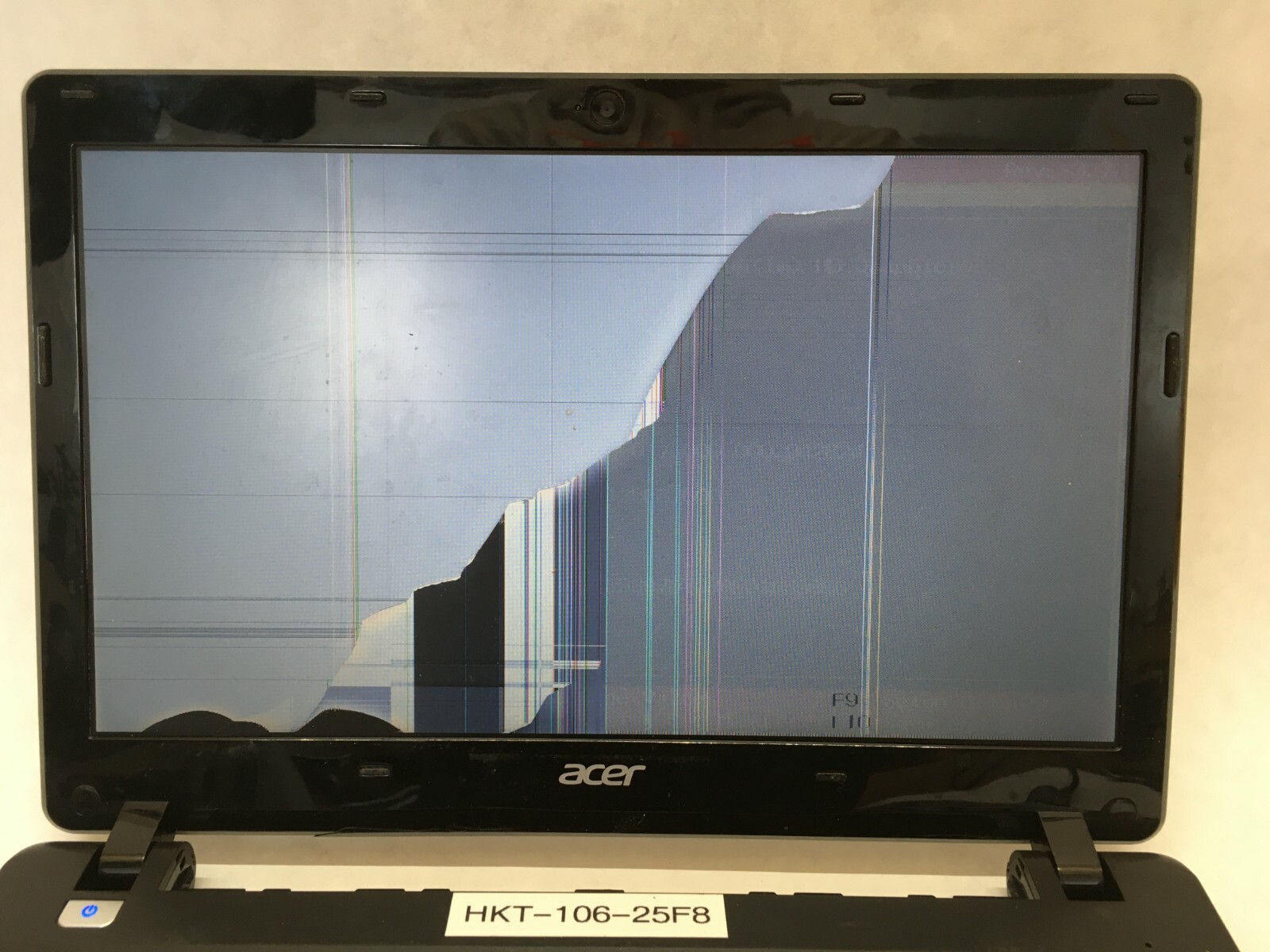 Acer Aspire V5 AMD C70 11.6″ Laptop NO HDD/OS/RAM/BATTERY CRACKED LCD QT