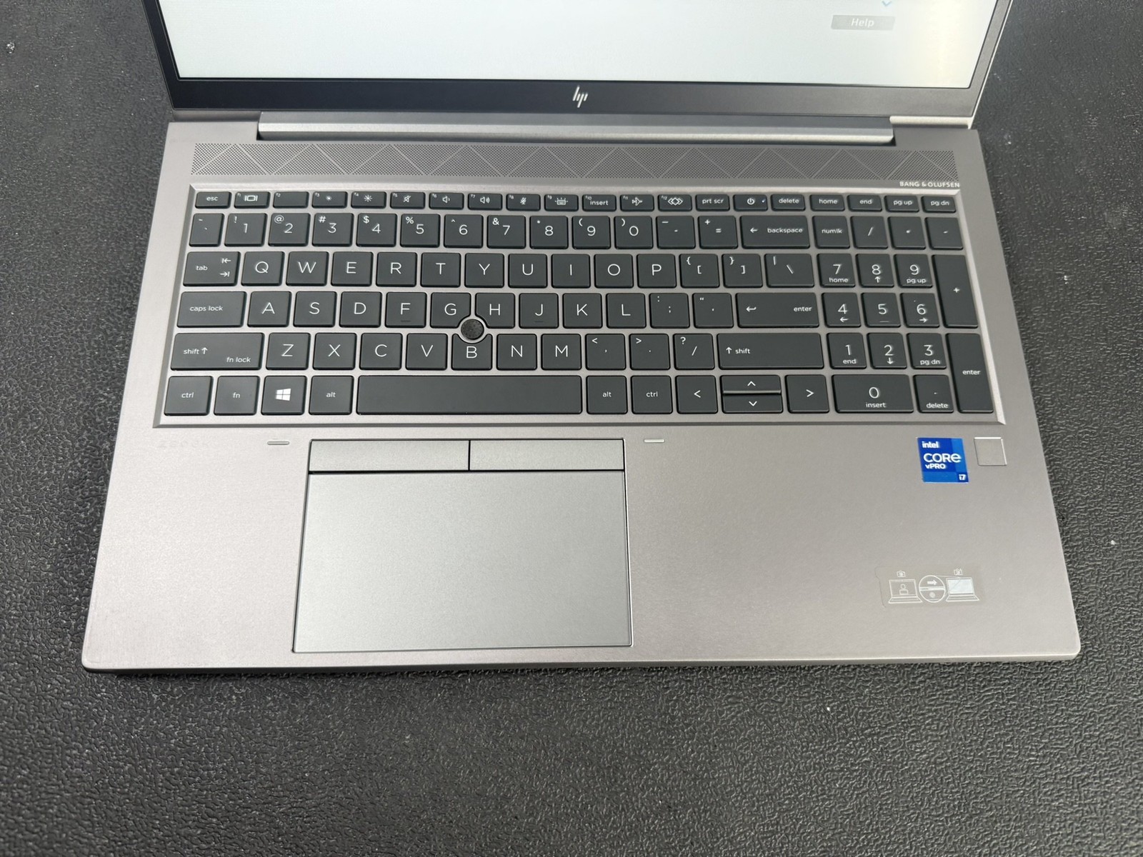 HP ZBook Firefly 15 G8 15.6″ Core i7-1185G7 3.0GHz 16GB DDR4 256GB SSD ~ READ
